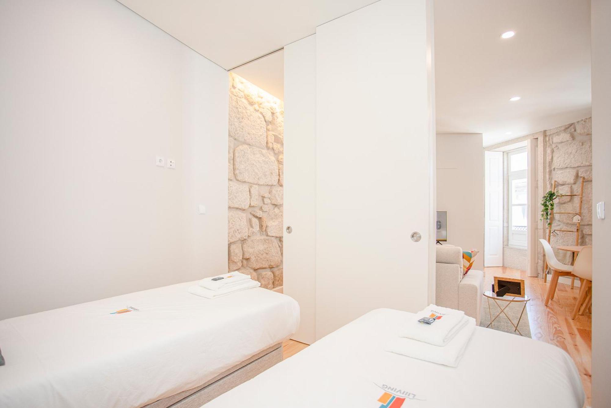 Liiiving In Porto - Aliados Stone Apartment Exteriör bild