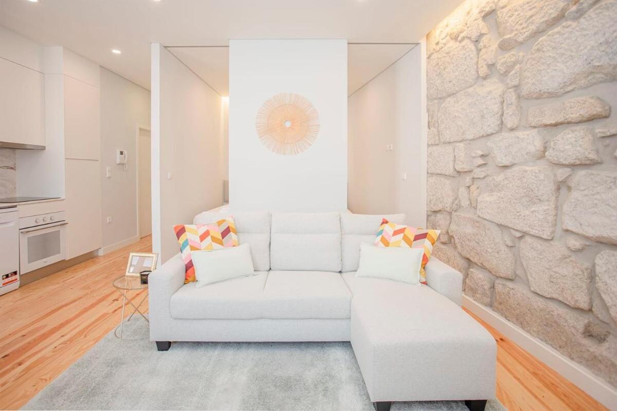 Liiiving In Porto - Aliados Stone Apartment Exteriör bild
