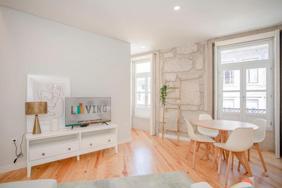 Liiiving In Porto - Aliados Stone Apartment Exteriör bild